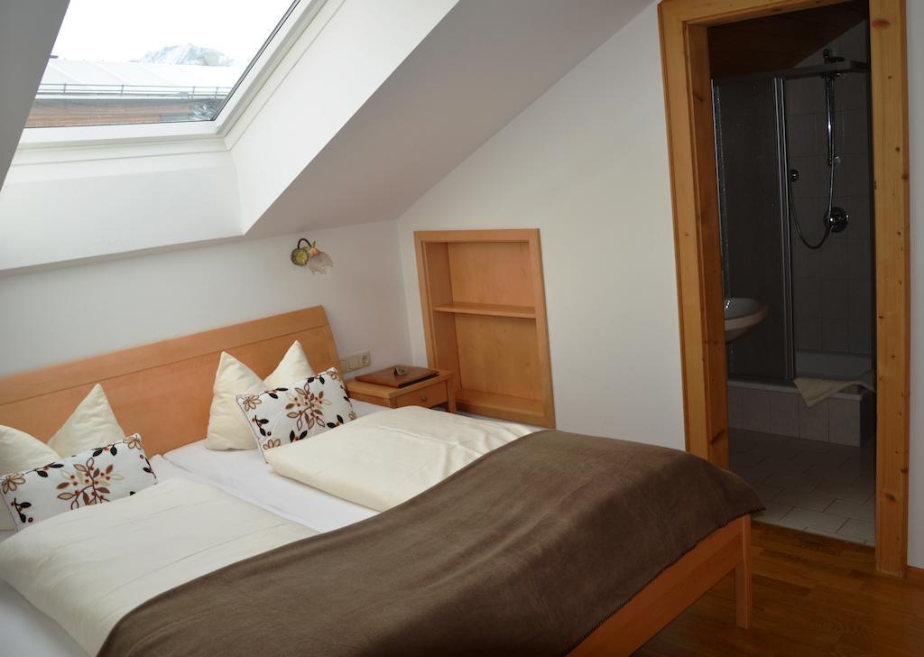 Hotel Garni Apart Elfriede Фісс Номер фото