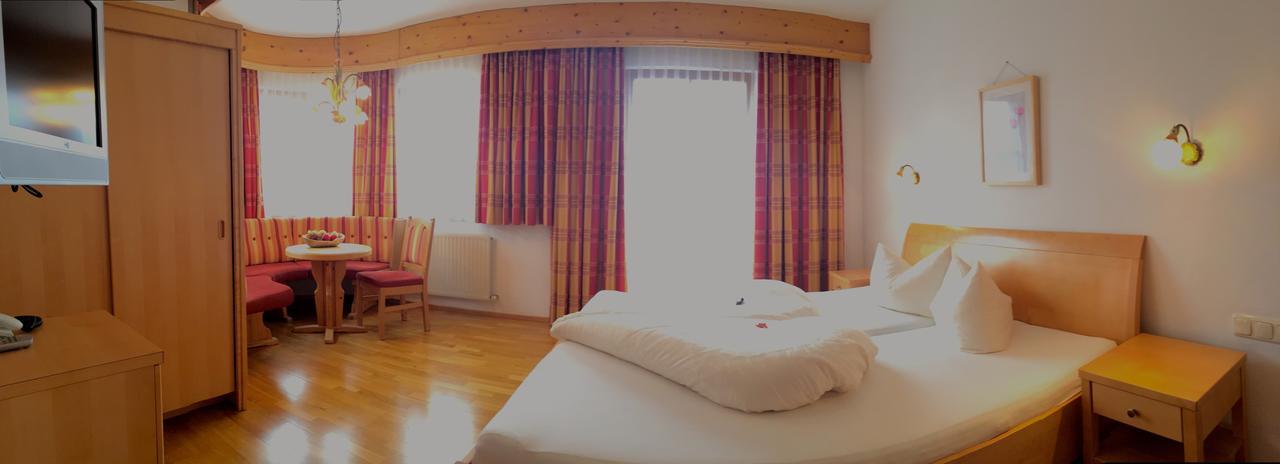 Hotel Garni Apart Elfriede Фісс Екстер'єр фото