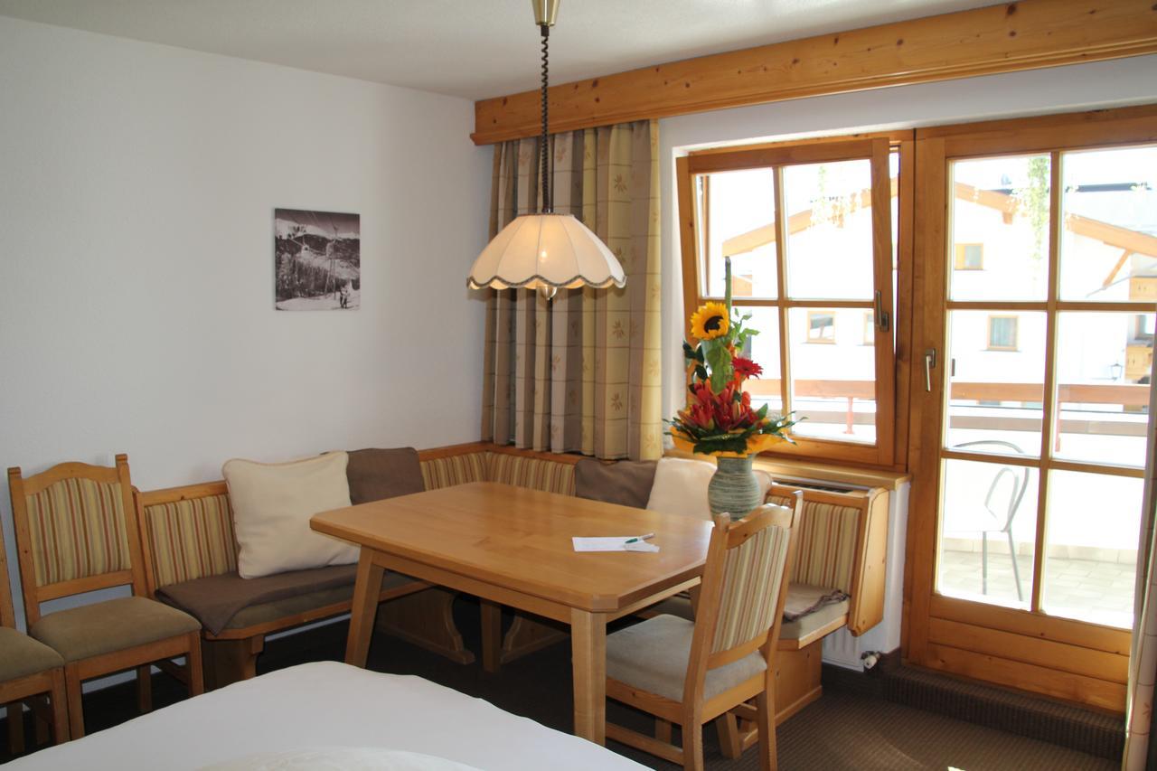 Hotel Garni Apart Elfriede Фісс Екстер'єр фото