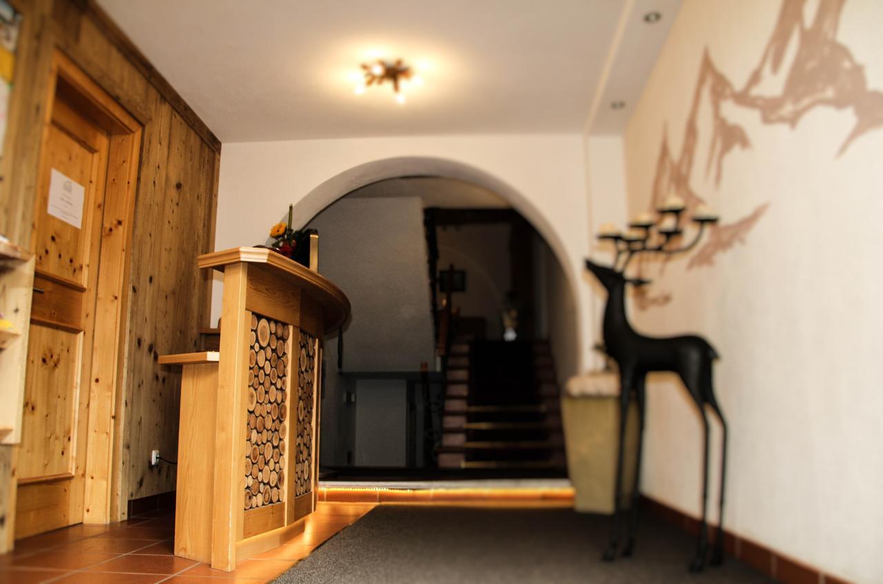 Hotel Garni Apart Elfriede Фісс Екстер'єр фото
